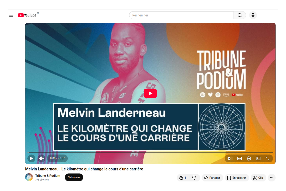 Tribune & Podium